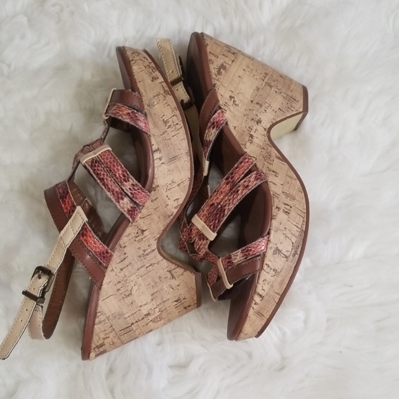 Sbicca of California platform cork shoes heels. 8 - Picture 4 of 8